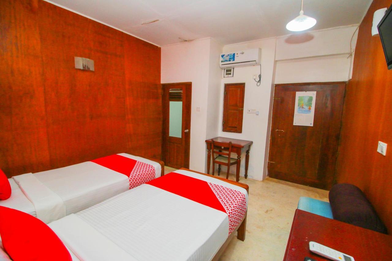 Hotel Nawathana Matara Buitenkant foto