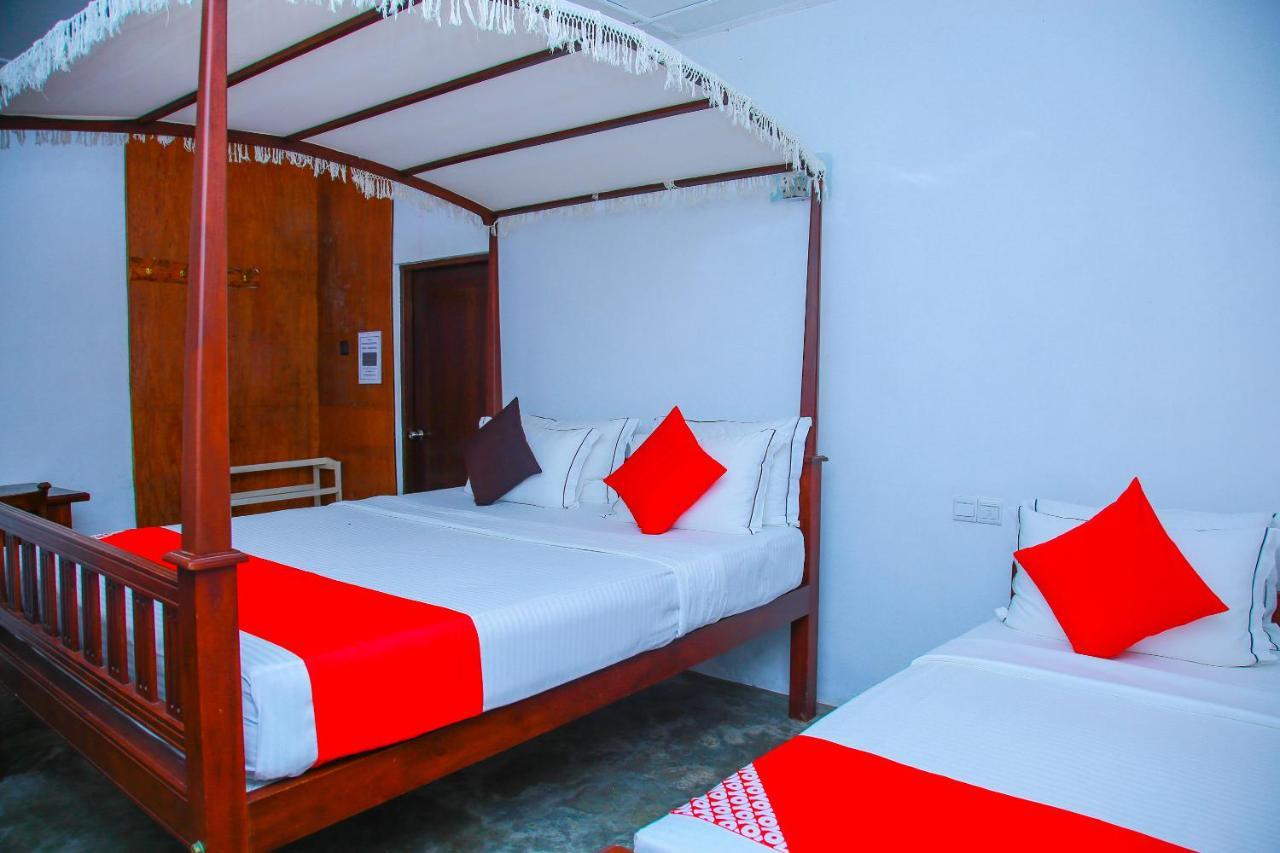 Hotel Nawathana Matara Buitenkant foto