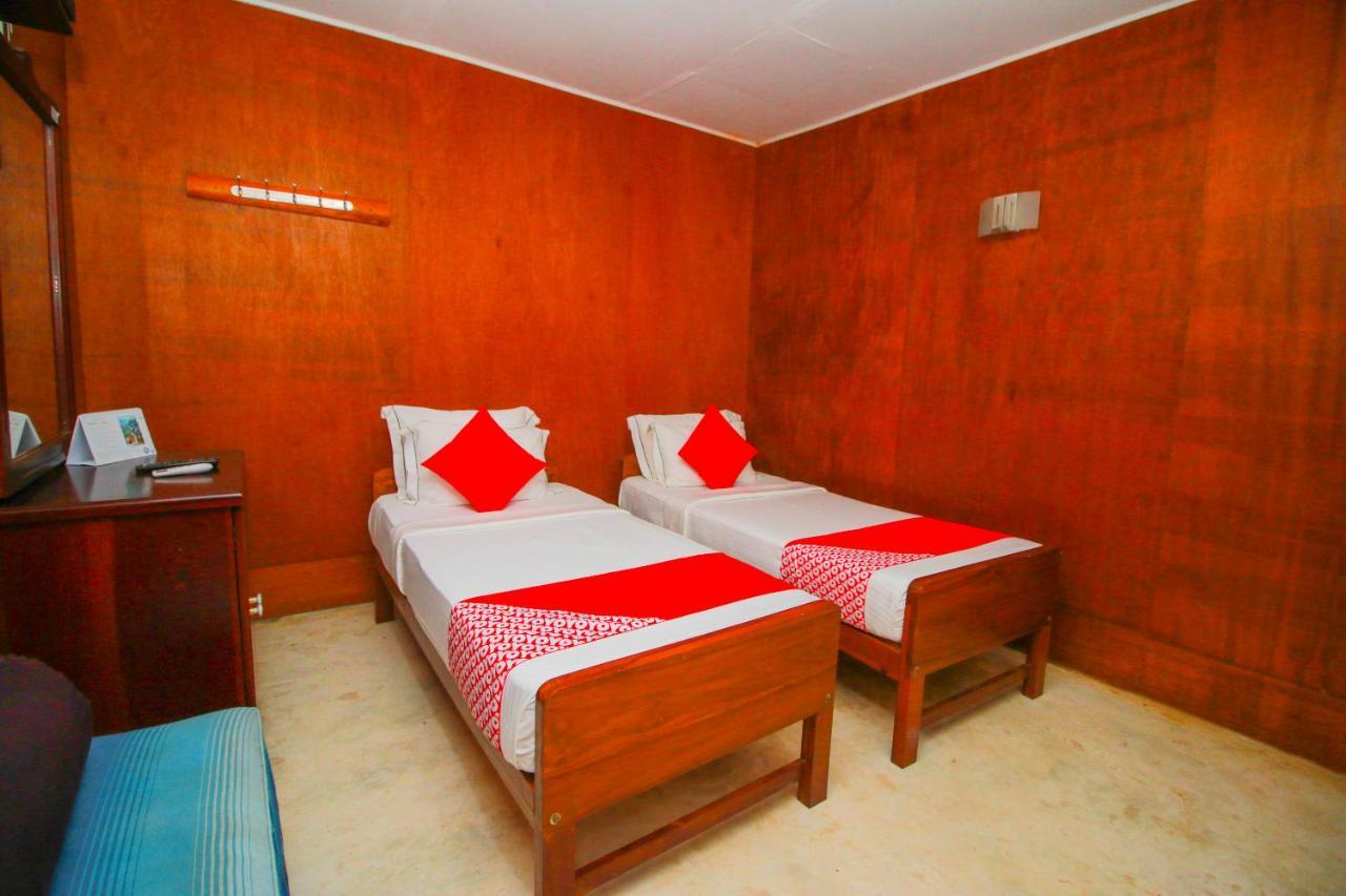 Hotel Nawathana Matara Buitenkant foto