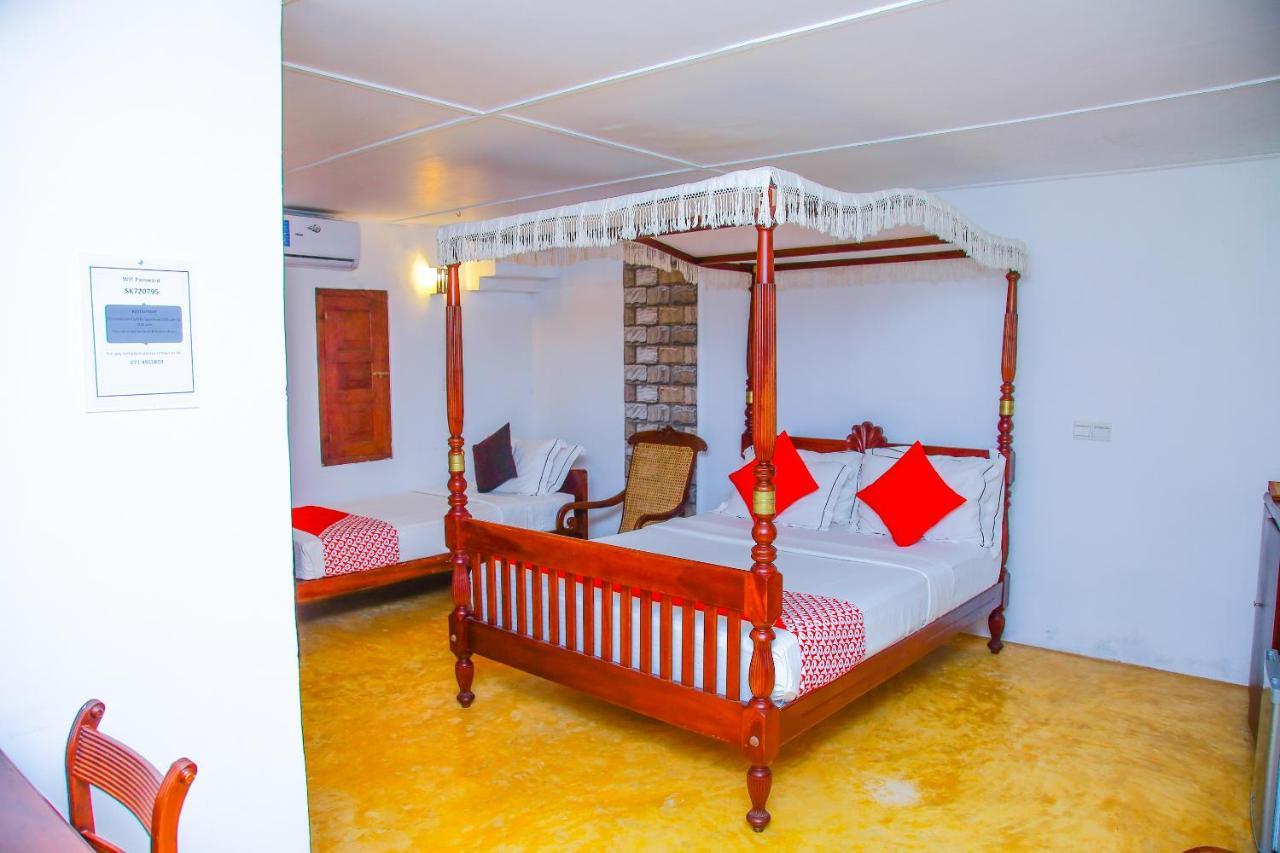Hotel Nawathana Matara Buitenkant foto