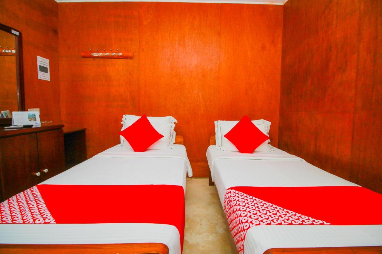 Hotel Nawathana Matara Buitenkant foto