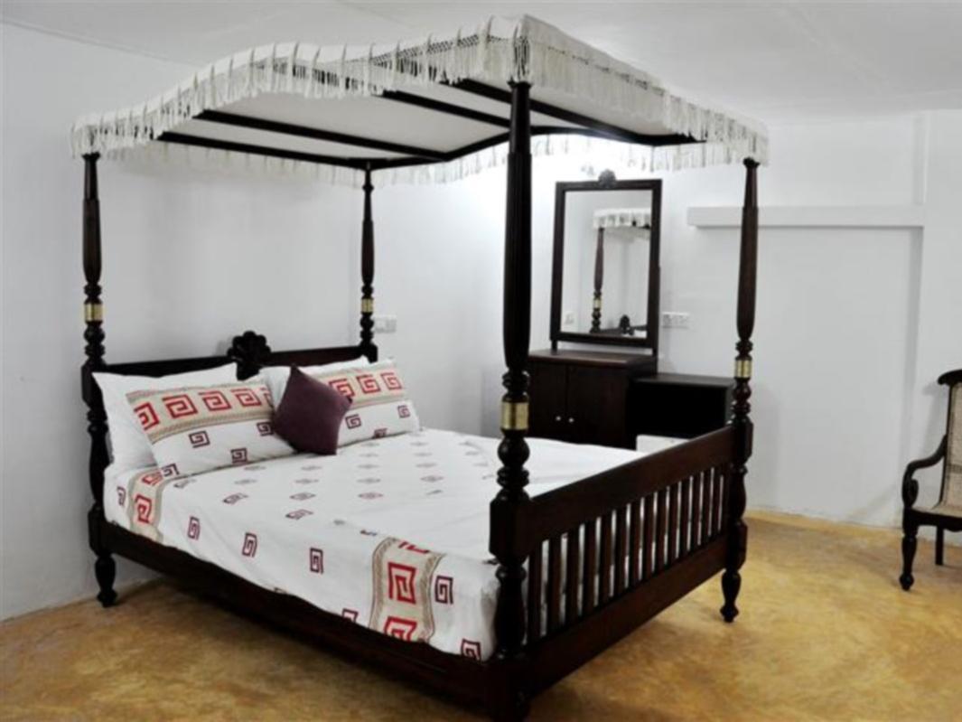 Hotel Nawathana Matara Buitenkant foto